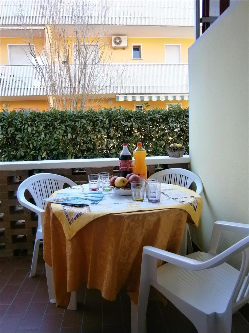 Glicini Appartement Bibione Buitenkant foto
