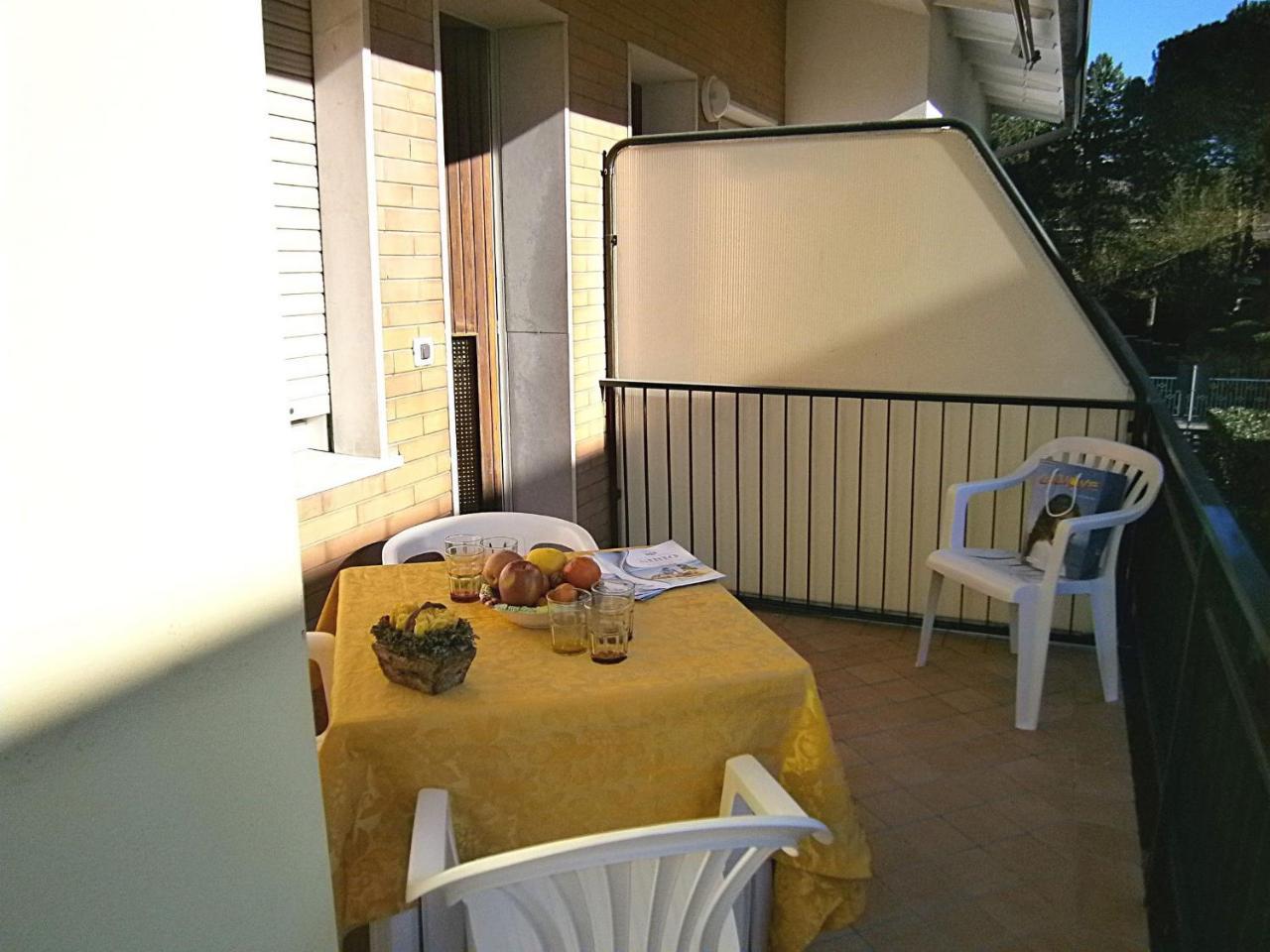Glicini Appartement Bibione Buitenkant foto