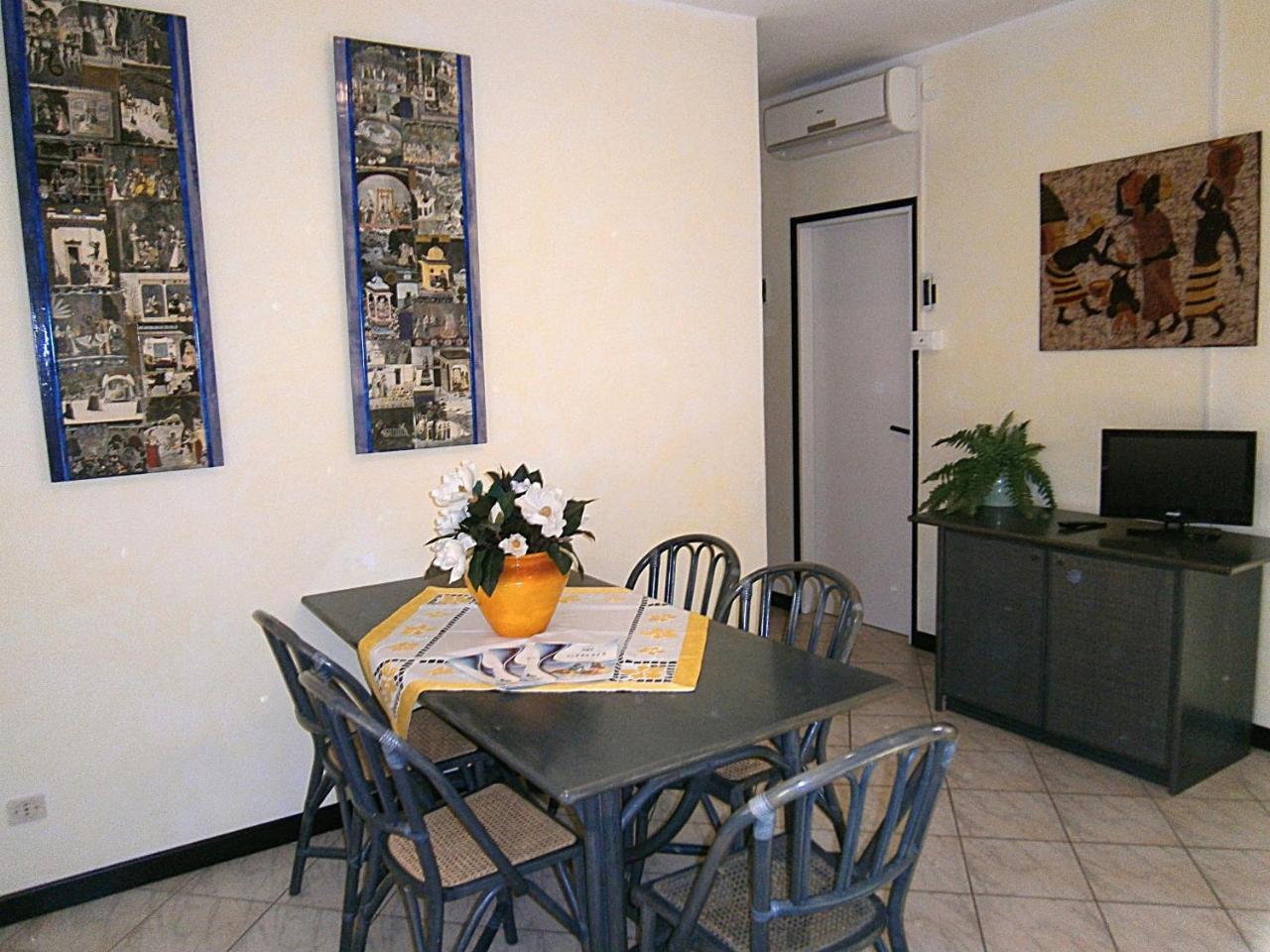Glicini Appartement Bibione Buitenkant foto