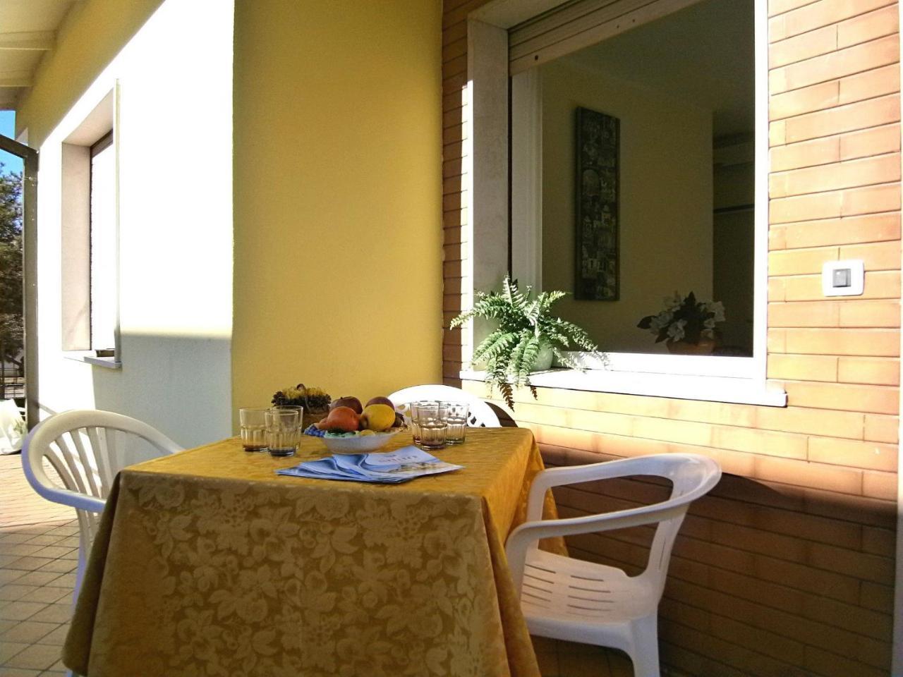Glicini Appartement Bibione Buitenkant foto