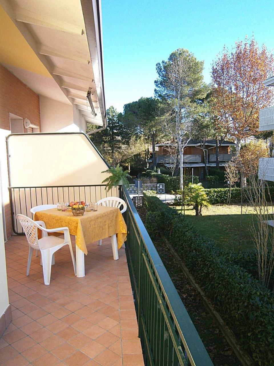 Glicini Appartement Bibione Buitenkant foto